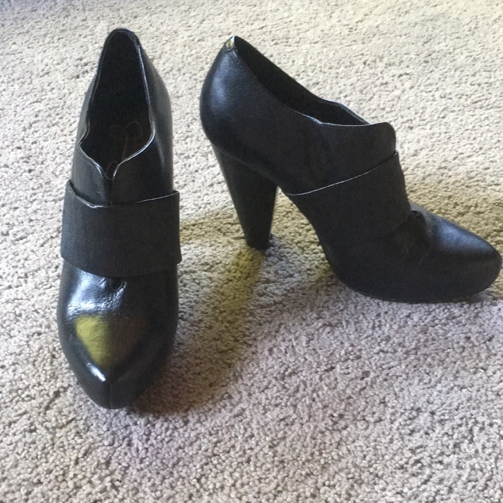 Women’s black ankle boots
